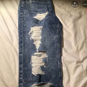 American Eagle Mom Jeans